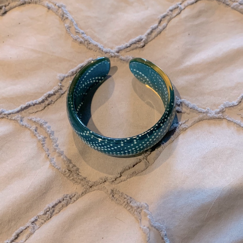 Plastic bracelet